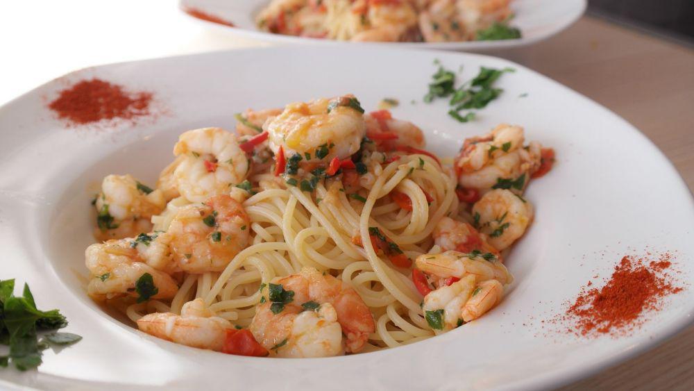 5 Kreasi Pasta ala Thailand yang Pedas dan Unik
