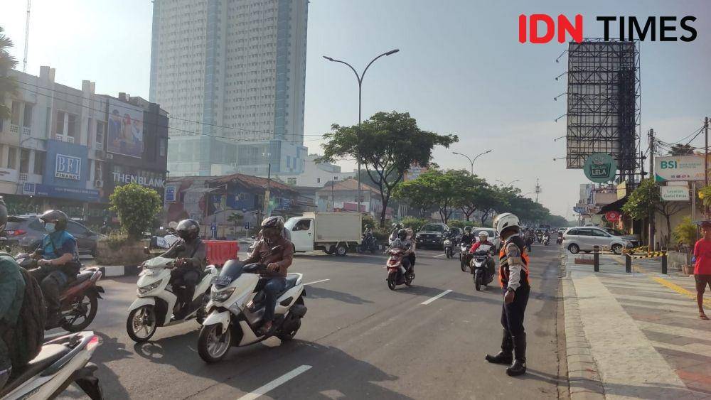 Arus lalu lintas di Jalan Raya Margonda, Kota Depok. (IDNTimes/Dicky)