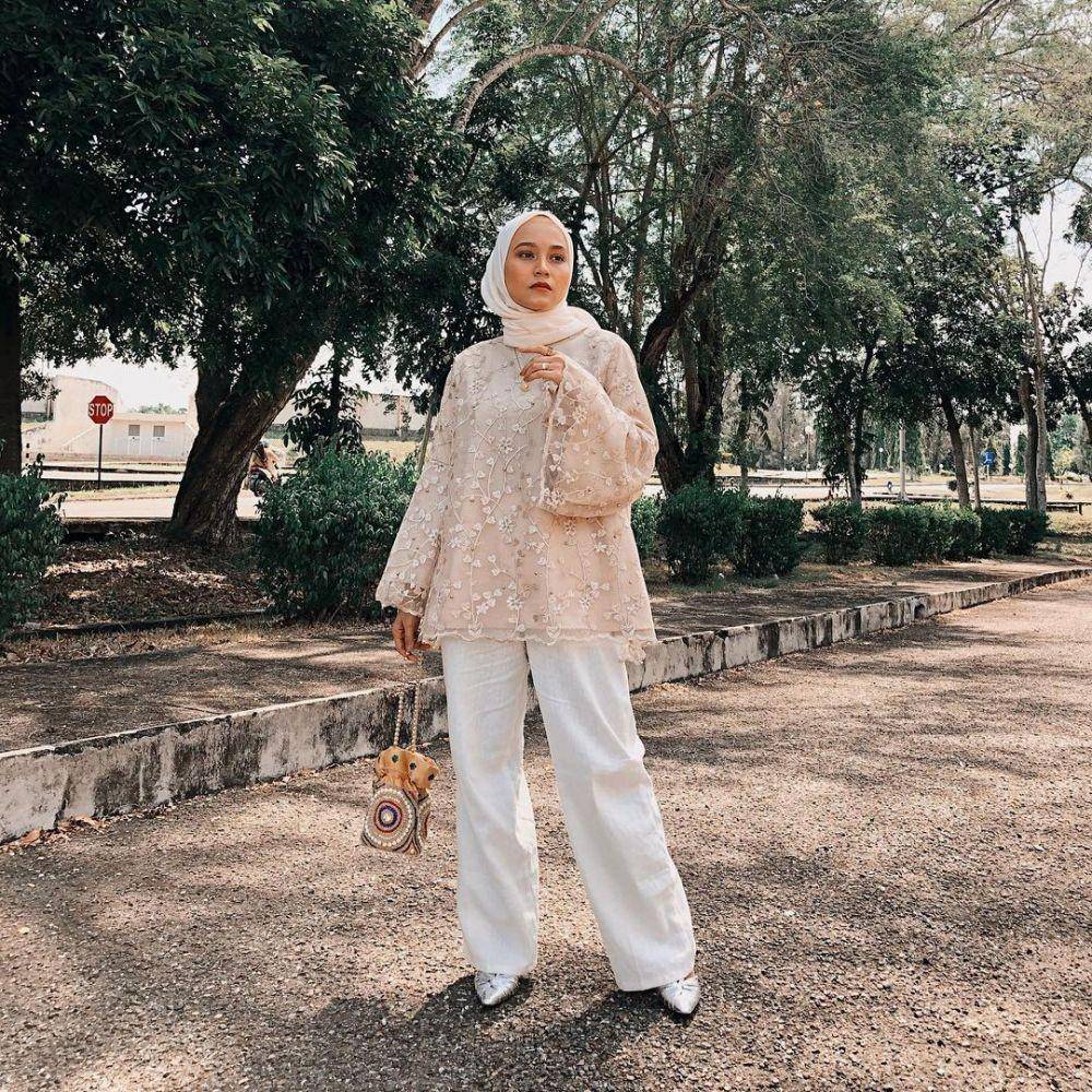 Outfit kondangan hijab. (insatgram.com/nissachair)
