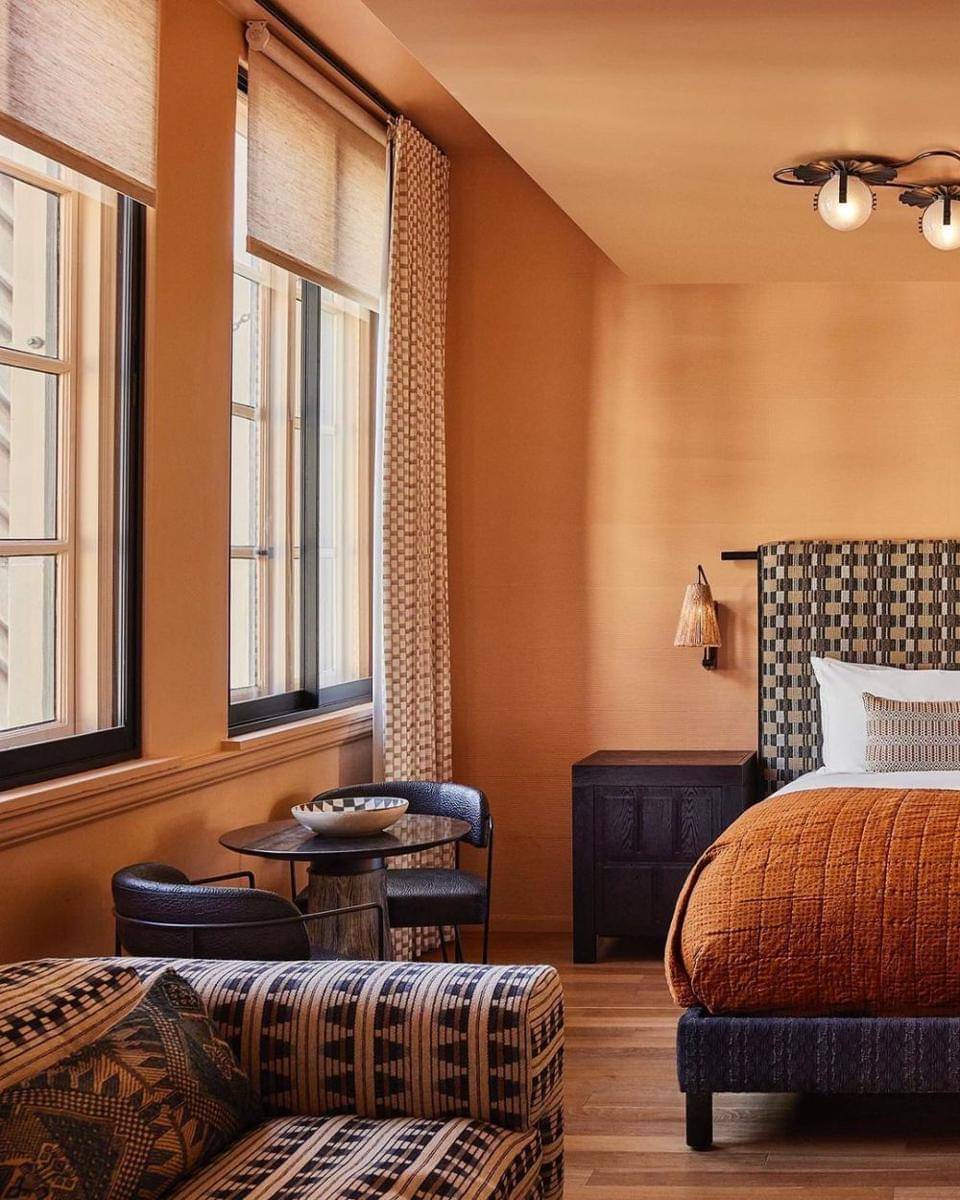 ilustrasi warna orange selai (instagram.com/kellywearstler)