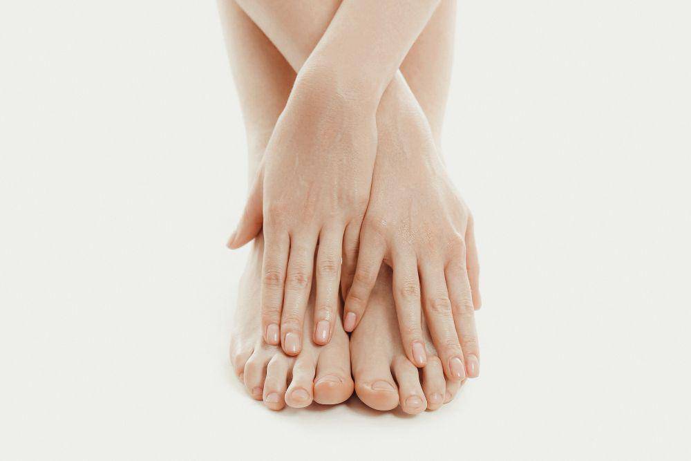 ilustrasi kaki (freepik.com/Racool_studio)