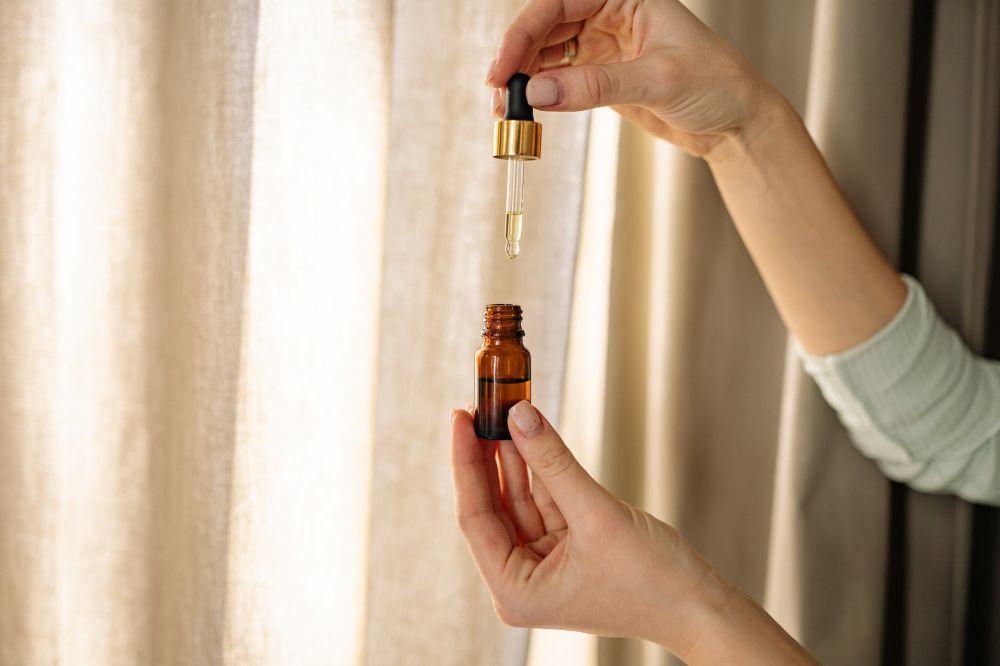 5 Rekomendasi Facial Oil Merek Lokal dengan Kandungan Almond Oil
