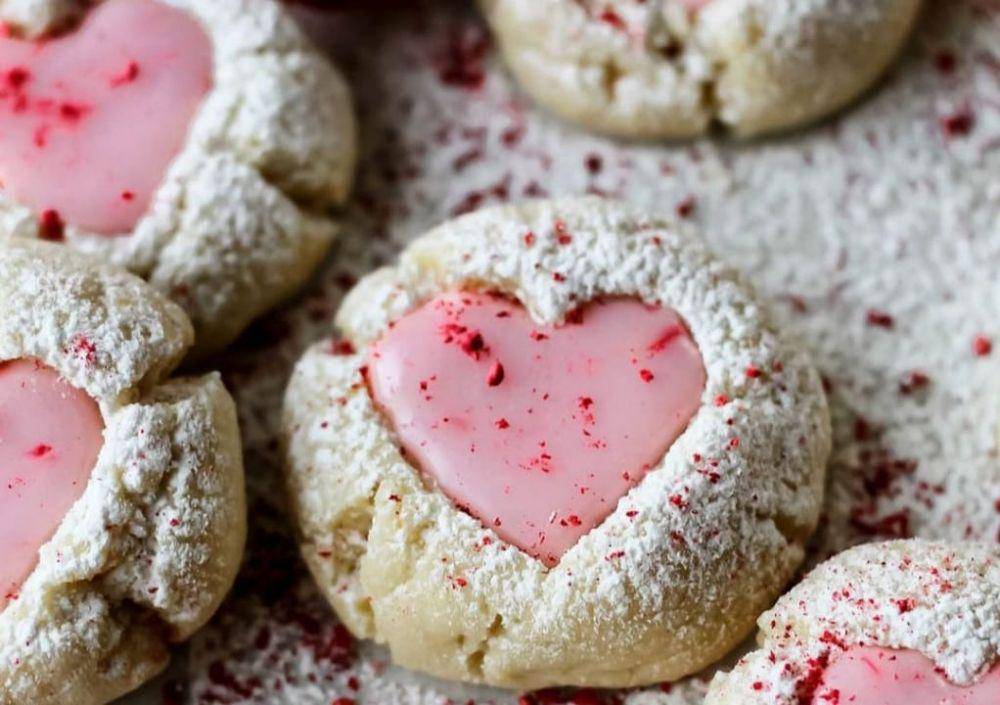ilustrasi strawberry lemonade thumbprint cookies (instagram.com/lions.bread)
