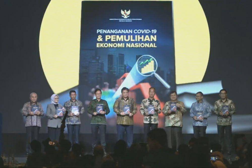 Peluncuran Buku Penanganan COVID-19 dan Pemulihan Ekonomi Nasional di Hotel Fairmont, Selasa (20/12/2022). (youtube.com/Perekonomian RI)