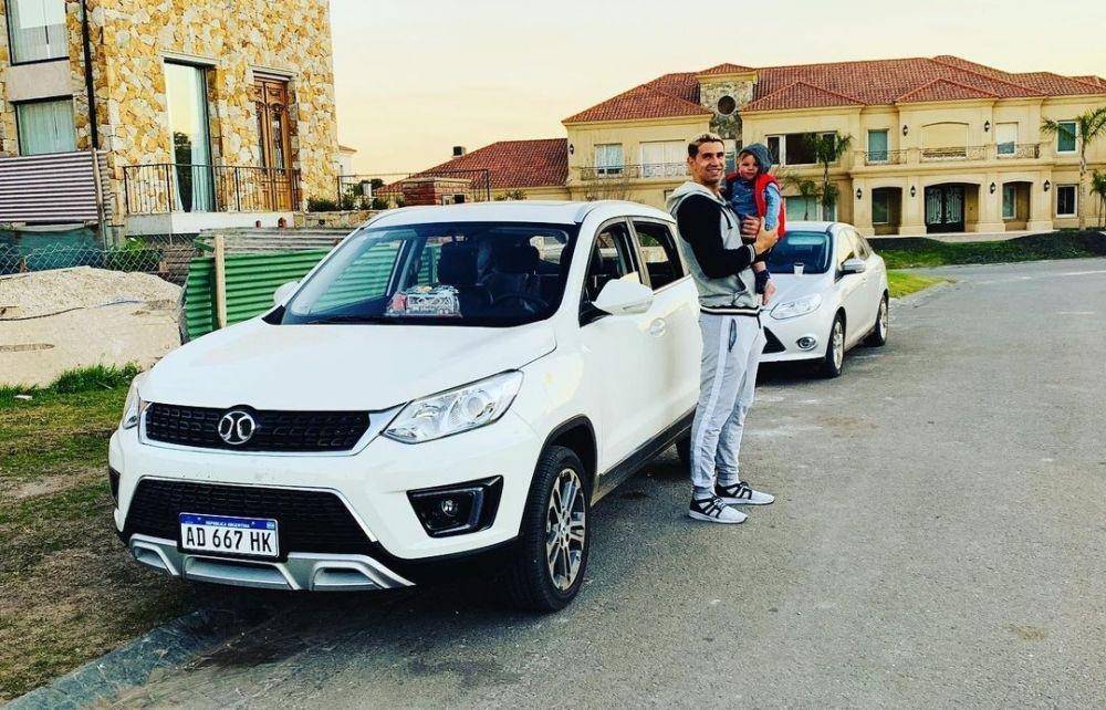 Baic X-35 miliki Emiliano Martinez (autocar)