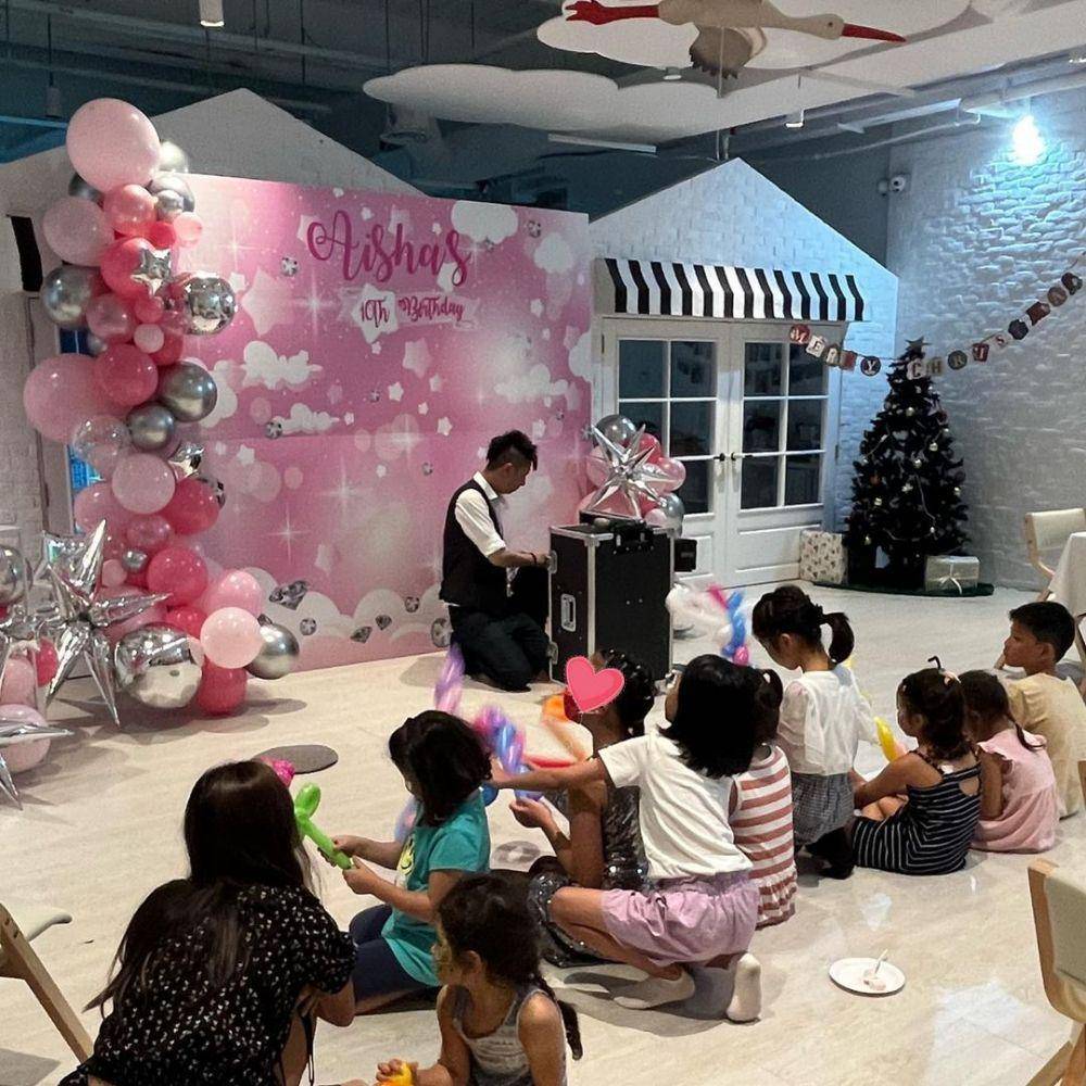 momen ulang tahun Aisha (instagram.com/denadaindonesia)