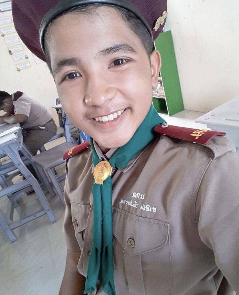 potret Jirayut pakai baju pramuka (instagram.com/jirayutdaa4official)