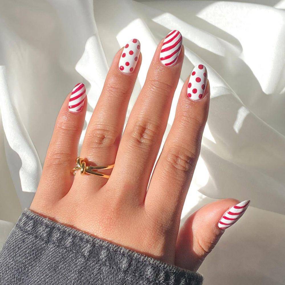 nail art (instagram.com/calpolish)