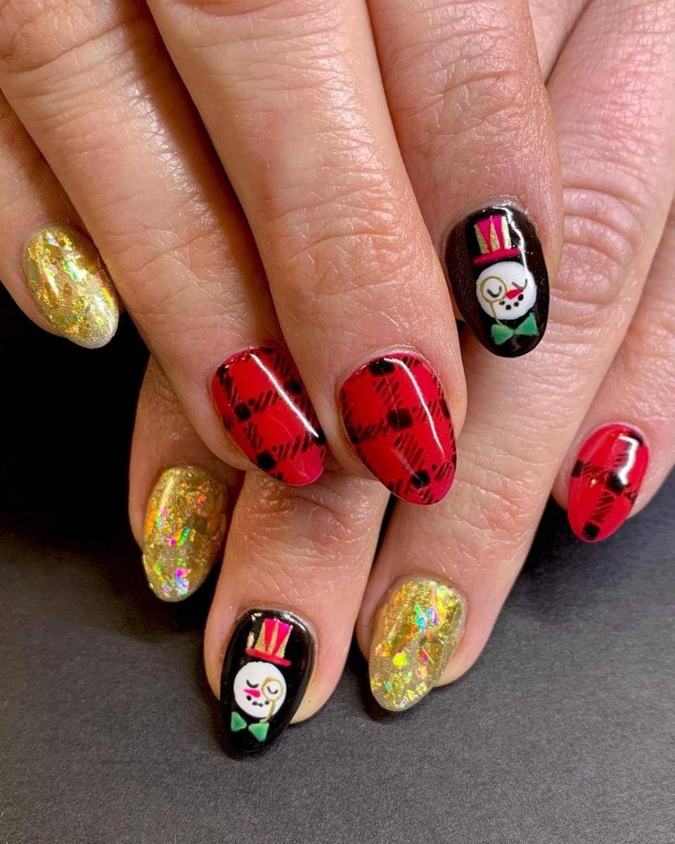 nail art (instagram.com/chalkboardnails)