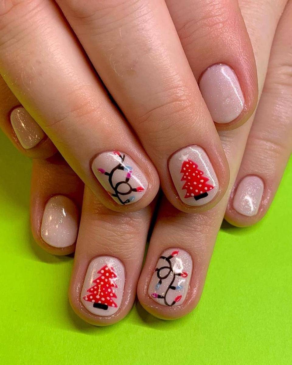 nail art (instagram.com/chalkboardnails)