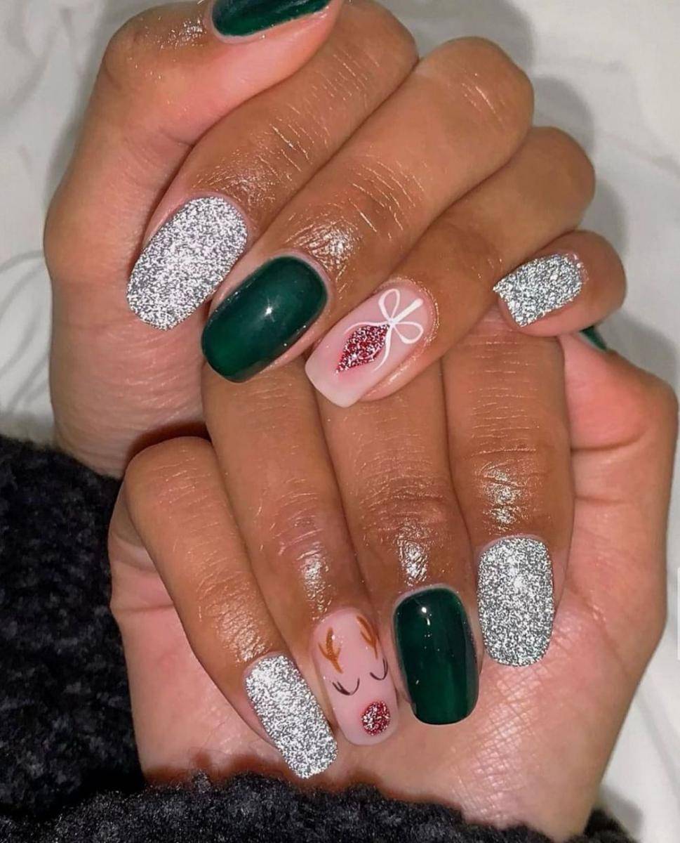 nail art (instagram.com/charsgelnails_)