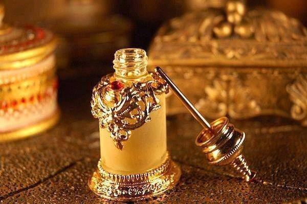 Ilustrasi parfum dubai (twitter.com/bymaisah)