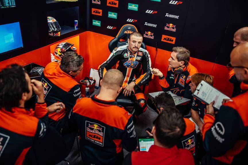 Jack Miller saat tes di Valencia bersama KTM. (motogp.com)