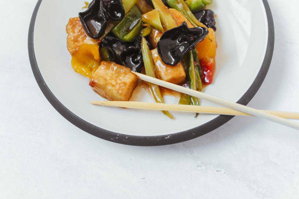 sapo tahu vegetarian (pexels.com/polina-tankilevitch)