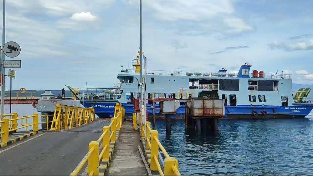 Suasana Pelabuhan Ketapang Banyuwangi. (FOTO: IDN Times/ Agung Sedana)