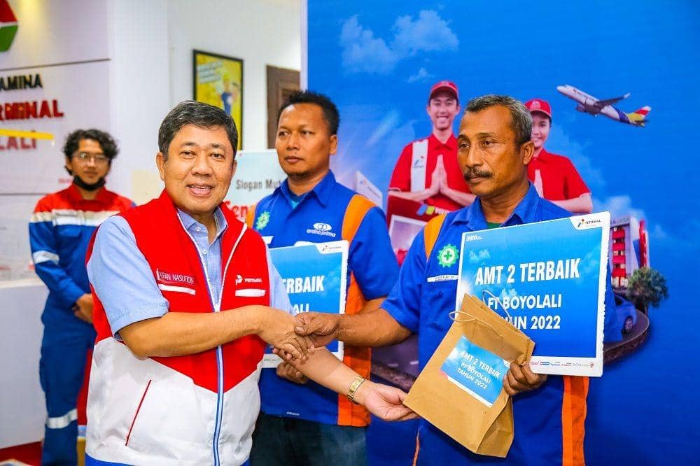 Dirut Pertamina Patra Niaga Tinjau Kesiapan Layanan di Tol Trans-Jawa