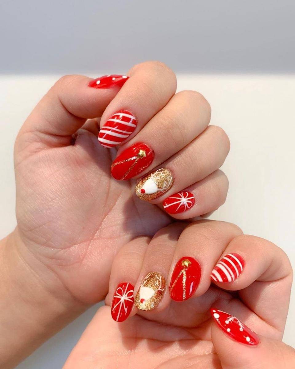 nail art (instagram.com/lamashnails)
