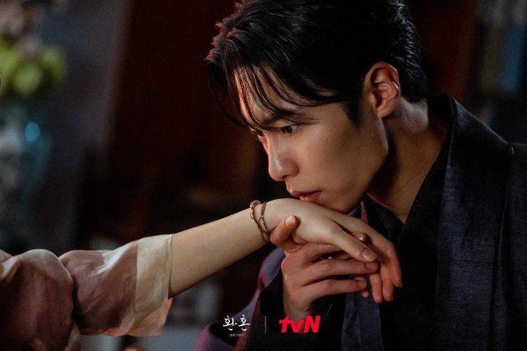 cuplikan drama Alchemy of Souls: Light and Shadow (Dok. tvN/Alchemy of Souls: Light and Shadow)