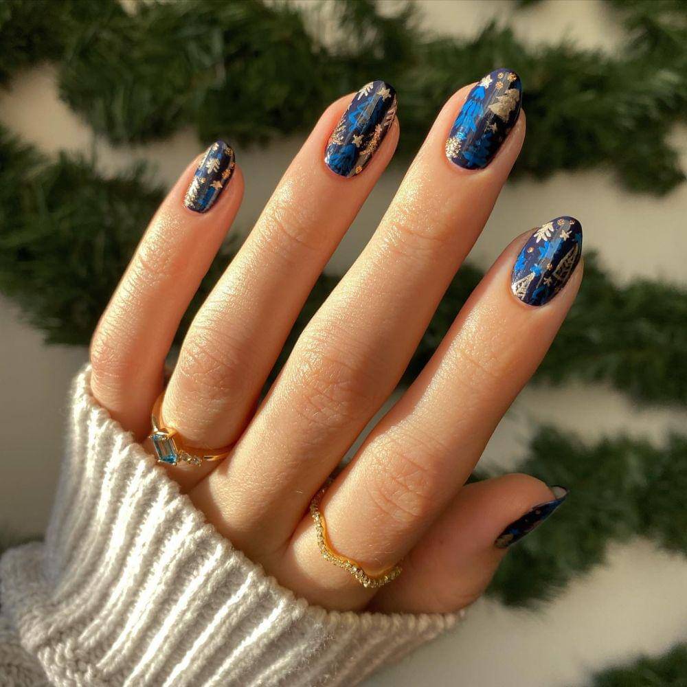 nail art (instagram.com/polished_yogi)