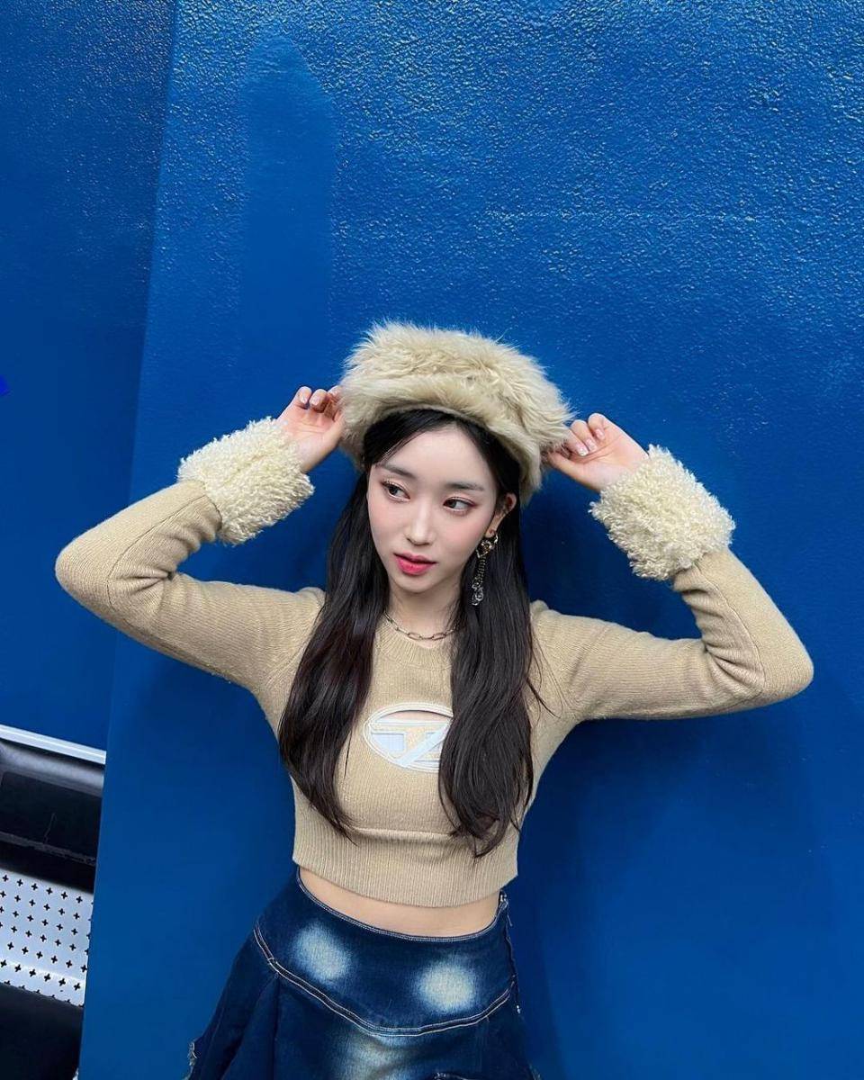 Sumin STAYC (instagram.com/stayc_highup)