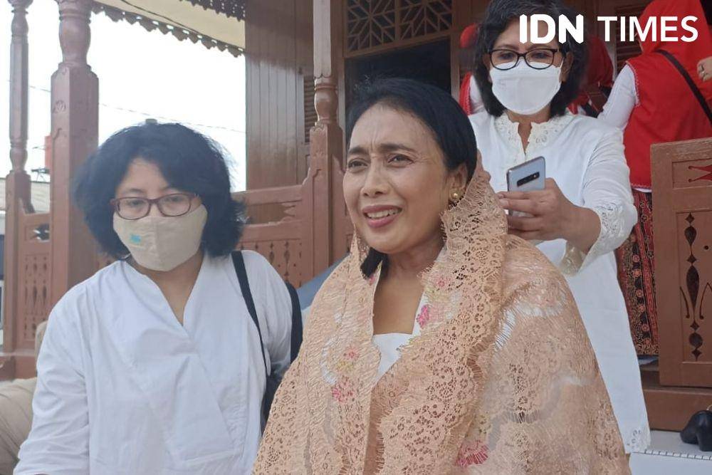 Menteri Pemberdayaan Perempuan dan Perlindungan Anak (PPPA) Bintang Puspayoga di Rumah Fatmawati Soekarno, Bengkulu dalam rangkaian peringatan hari ibu ke-94 tahun 2022 Rabu (21/12/2022). (IDN Times/Lia Hutasoit)