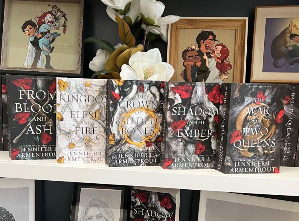 9 Rekomendasi Novel tentang Musuh Jadi Cinta, Sayang untuk Dilewatkan!