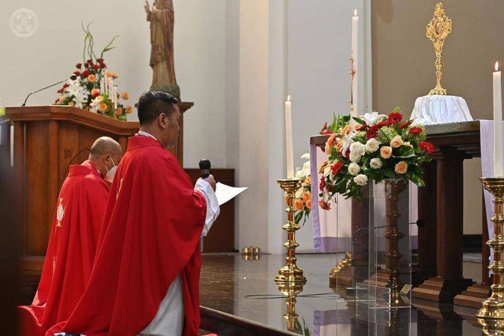 Gereja Katedral Santo Petrus (instagram.com/gerejakatedralbandung)