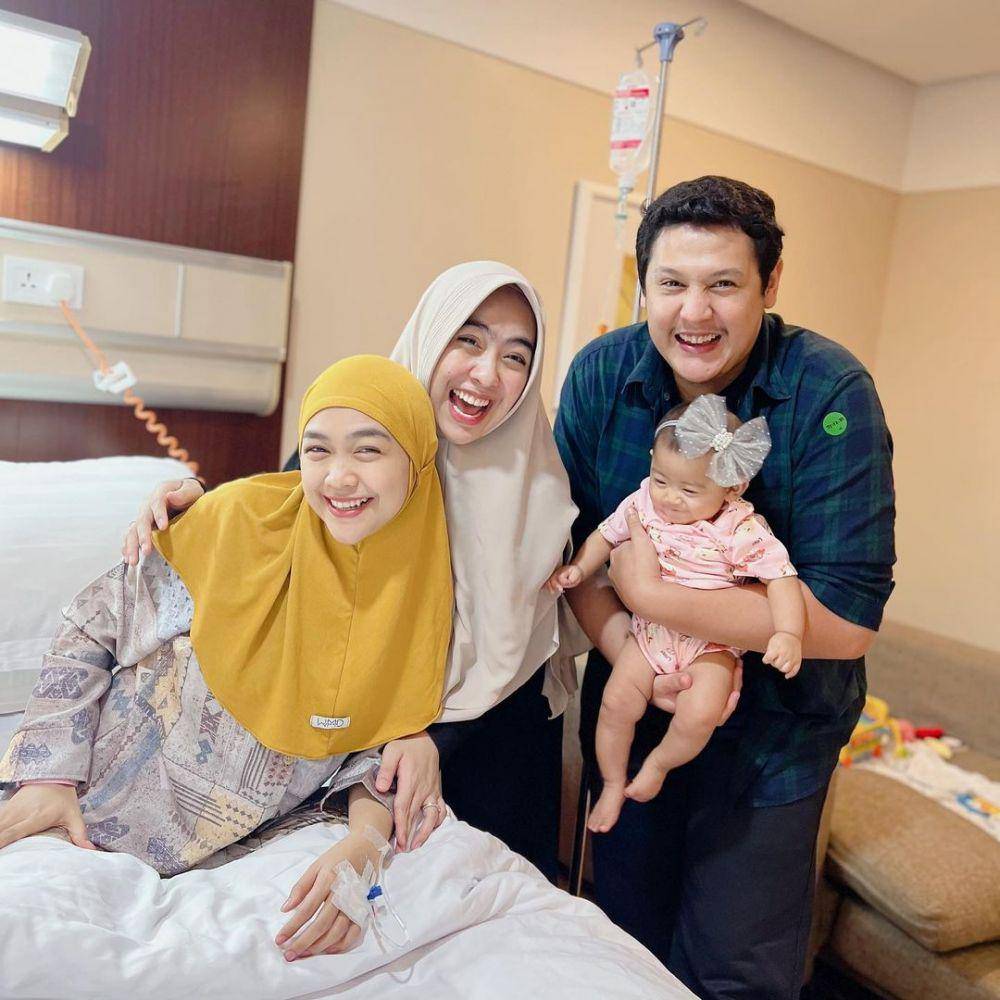 Momen Ria Ricis di rumah sakit (instagram.com/dr.shindyputri_)