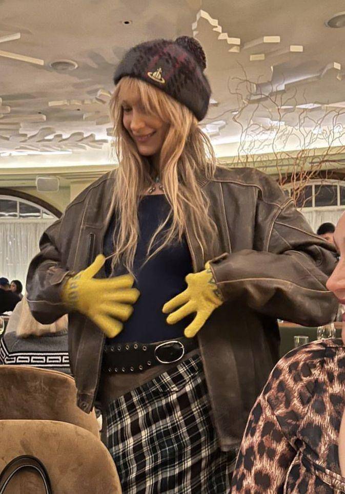 potret Bella Hadid temani sang kakak di aspen (instagram.com/gigihadid)