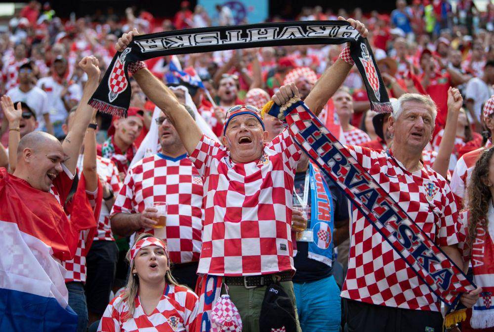 potret para penggemar Kroasia (twitter.com/FIFAWorldCup)