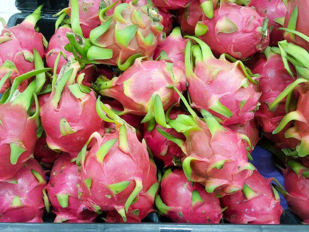 buah naga (pixabay.com/kengkreingkrai)