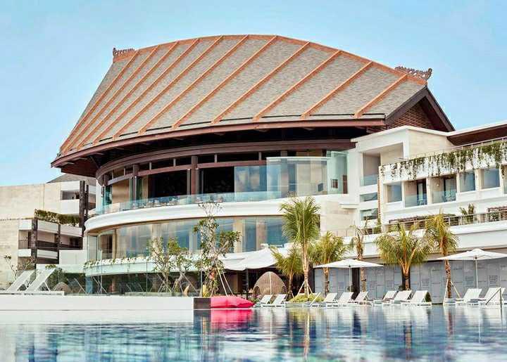 5 Rekomendasi Hotel Dekat Taman Budaya Garuda Wisnu Kencana Bali