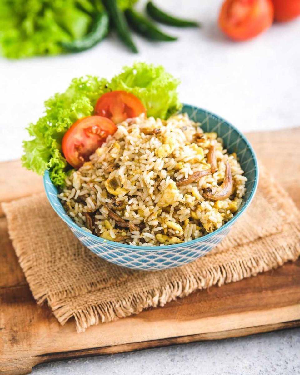 ilustrasi nasi goreng teri (instagram.com/pommestory)