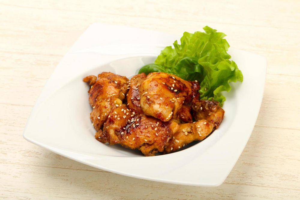 chicken steak (vecteezy.com/Andrey Starostin)