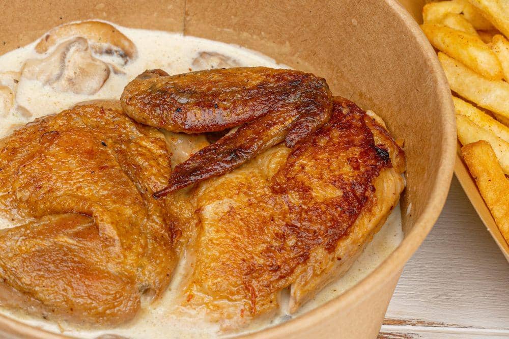 5 Tips Memasak Ayam Panggang Kuah Santan agar Gurih dan Tetap Juicy