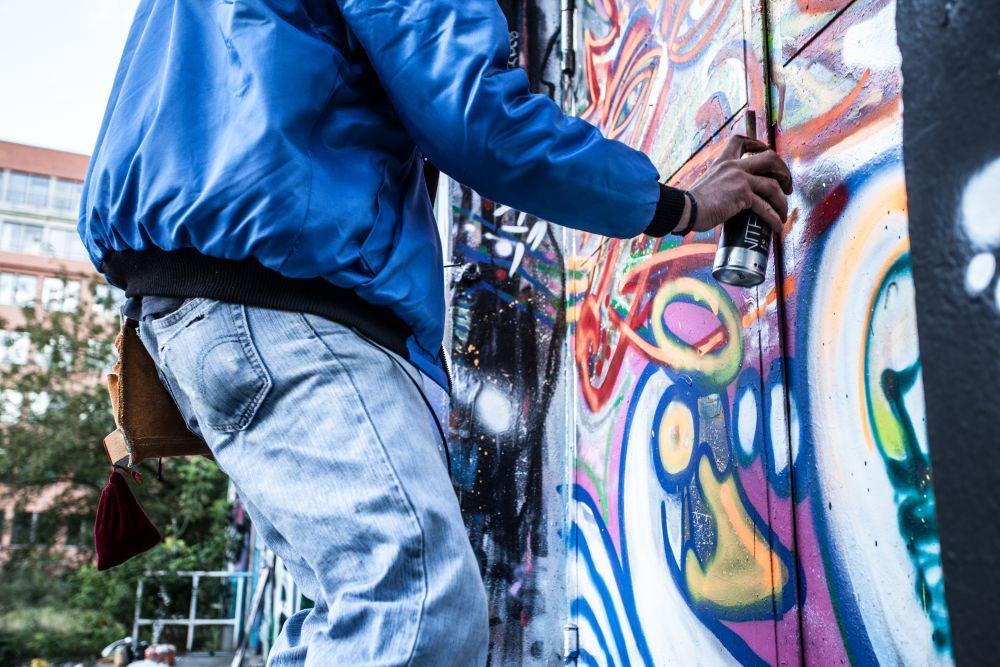 Vandalisme: Pengertian, Jenis, dan Sejarahnya