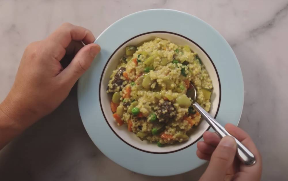 Pastina atau bubur pasta (Youtube/Adam Ragusea)