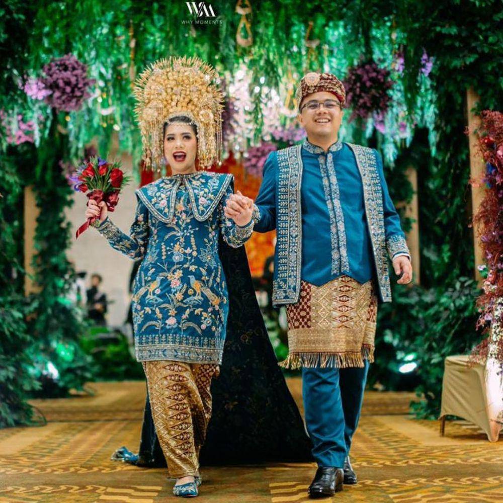 Inspirasi Kebaya Lamaran hingga Resepsi Rancangan Surya Abduh (instagram.com/suryaabduh)