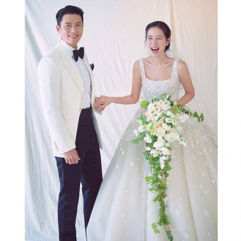 foto prewedding Son Ye Jin dan Hyun Bin (instagram.com/vast.ent)