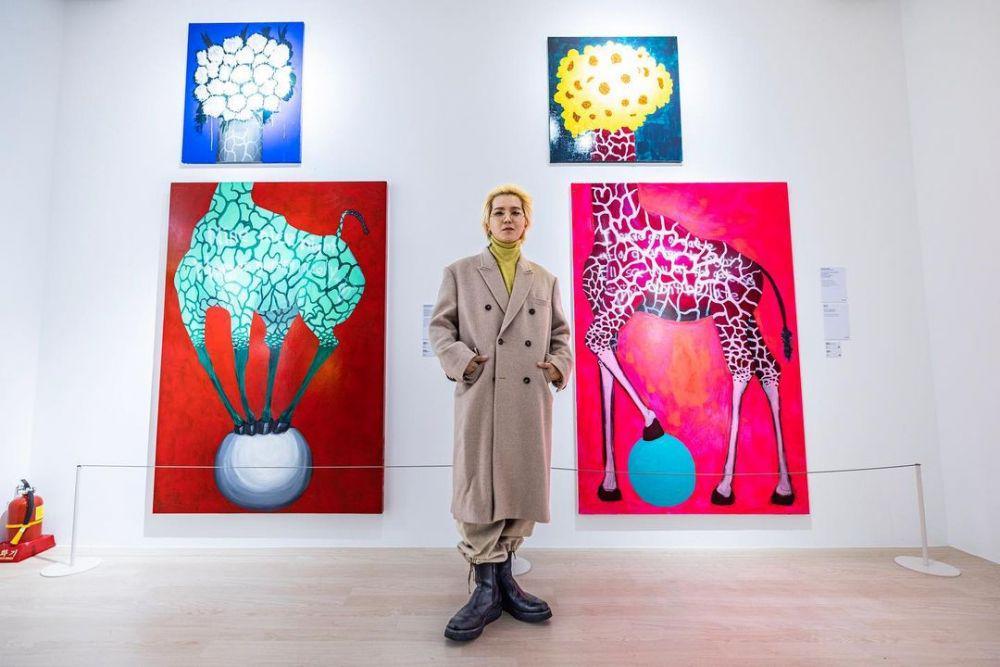 10 Artis Pamerkan Karya Seni Buatan Mino, Ada Zico sampai Leejung