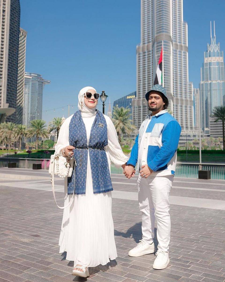Momen Tasyi di Dubai (instagram.com/tasyiiathasyia)