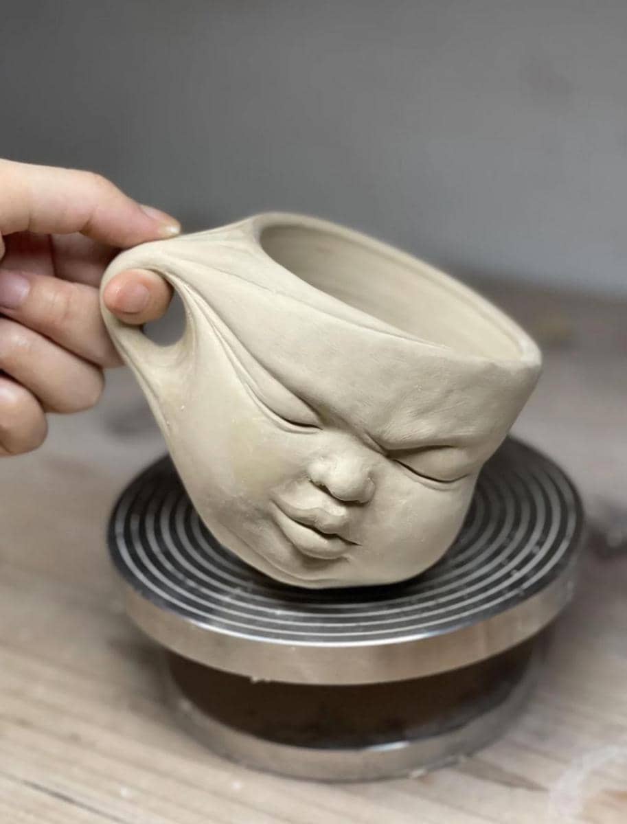 potret desain kreatif keramik buatan tangan (reddit.com/user/bibothebarbarian)