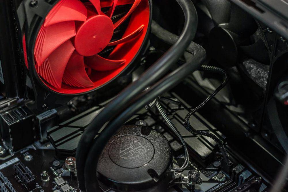 ilustrasi kipas pendingin PC (unsplash.com/Alexandru-Bogdan Ghita)