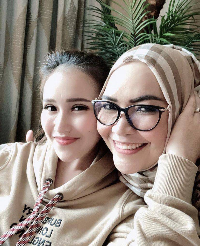 potret Ayu Tingting dan sang ibunda, Umi Kalsum (instagram.com/ayutingting92)
