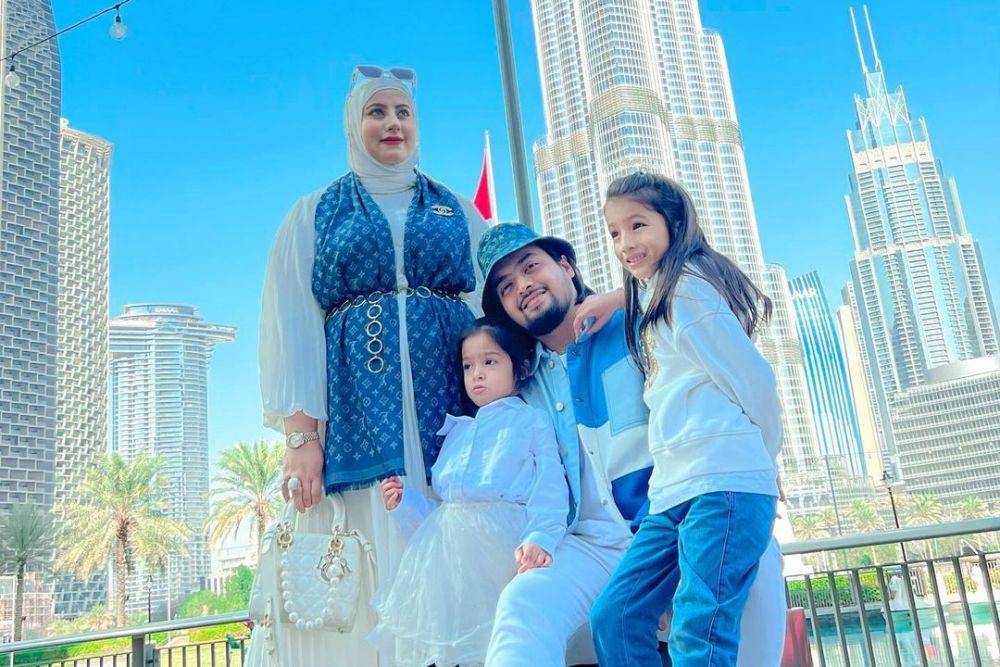 Momen Tasyi di Dubai (instagram.com/tasyiiathasyia)