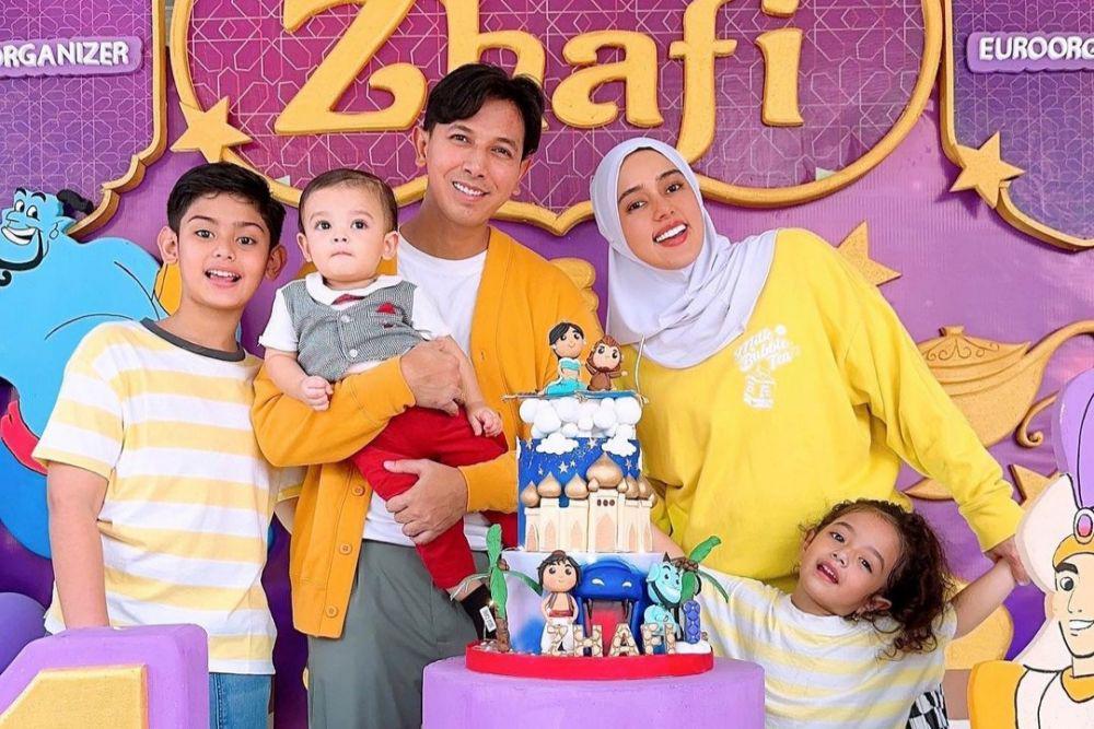 9 Potret King Zhafi, Anak Fairuz A. Rafiq yang Baru Ulang Tahun ke-1