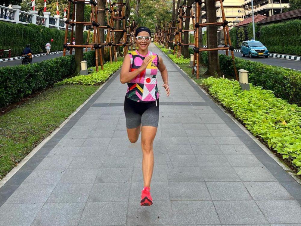 10 Potret Nadia Mulya yang Aktif Berolahraga, Badan Bugar!