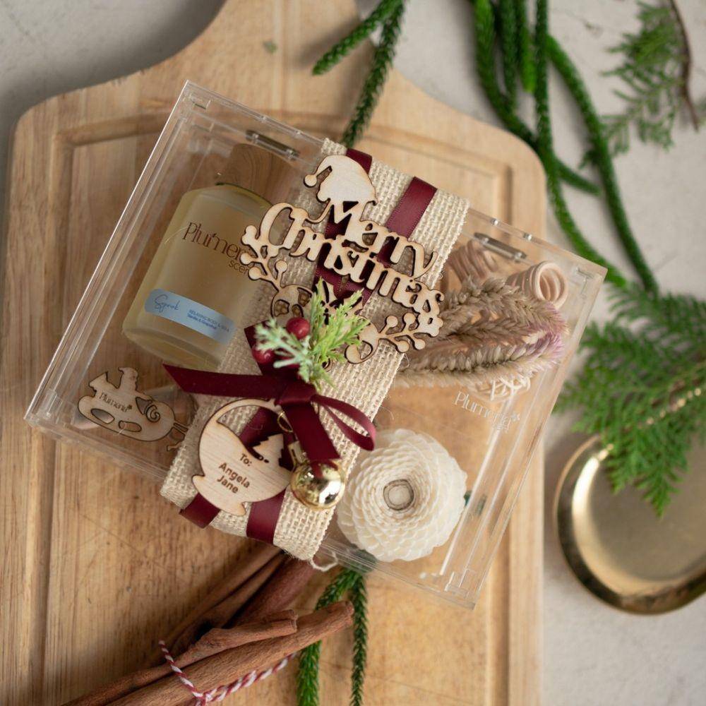 Hampers Natal dan Tahun Baru (instagram.com/plumeria.scent)