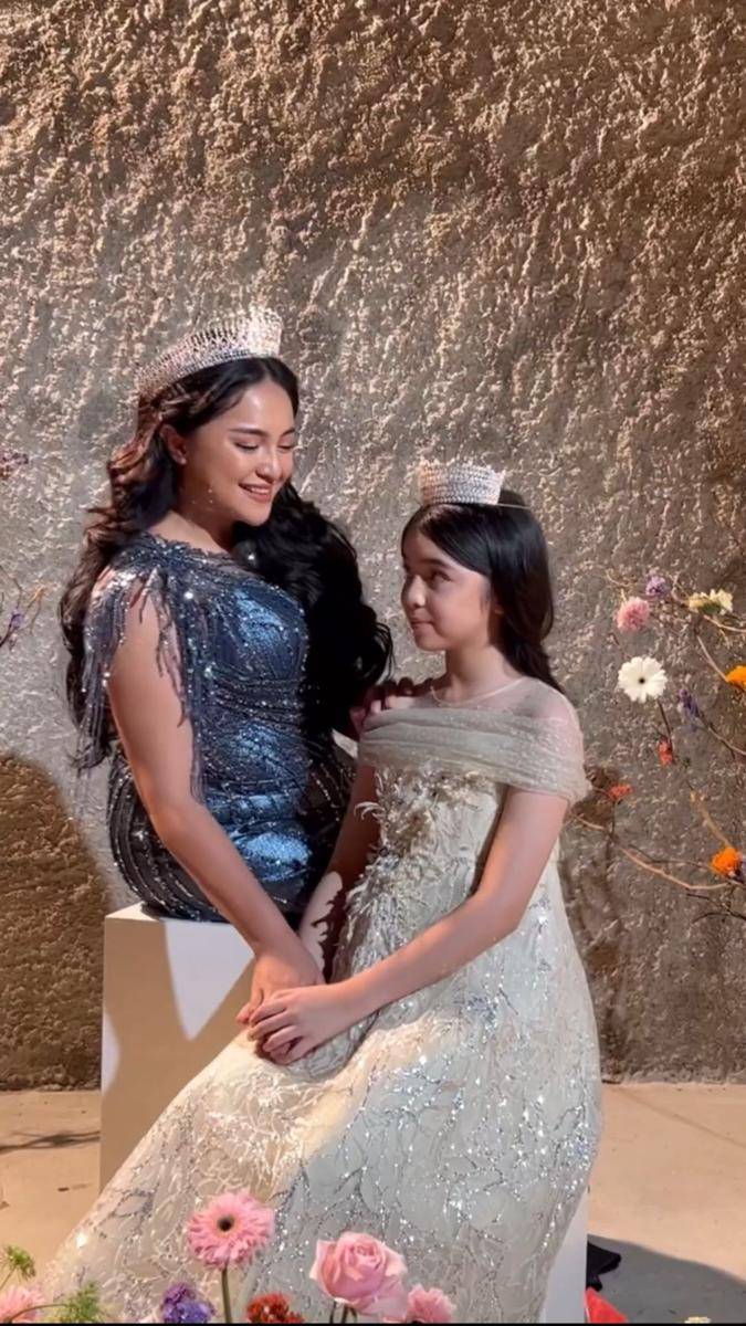 Marshanda dan Sienna dalam pemotretan bersama Winston Gomez (instagram.com/coutier_the)