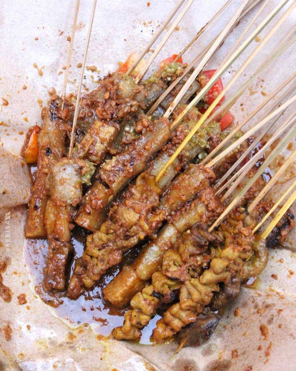 ilustrasi sate aci (instagram.com/seeisall)